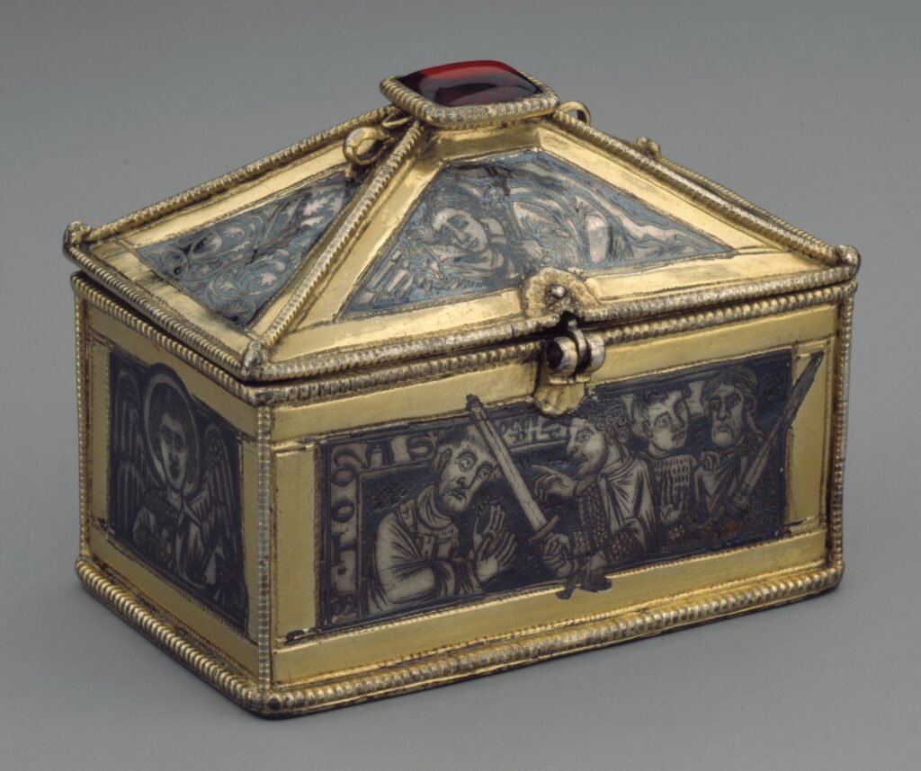 Gilded silver reliquary from around 1173–80 showing the four knights attacking Thomas Becket